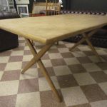 690 3374 DINING TABLE